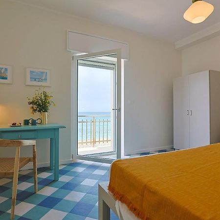Panoramico Appartamento Lido Conchiglie Галиполи Екстериор снимка