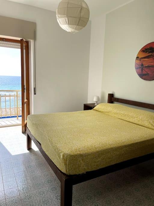 Panoramico Appartamento Lido Conchiglie Галиполи Екстериор снимка