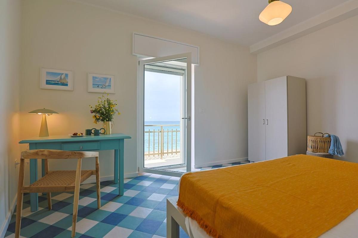 Panoramico Appartamento Lido Conchiglie Галиполи Екстериор снимка